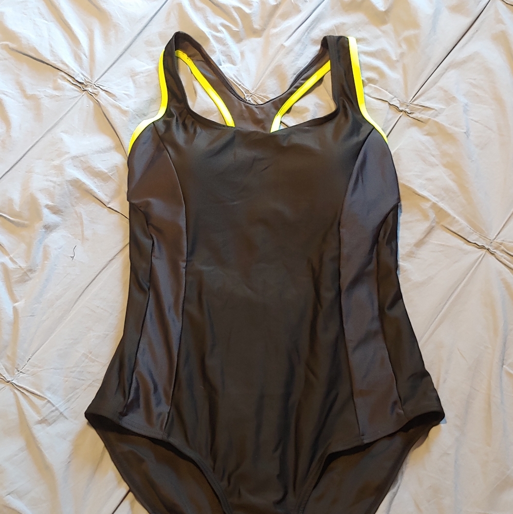 NWT: One piece swimming suit